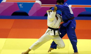 ملی‌پوش اندیمشکی برای درمان، انگشتر مادرش را فروخت!