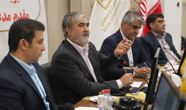 نماینده شیراز و زرقان: منابع بانکی نباید از استان خارج شود