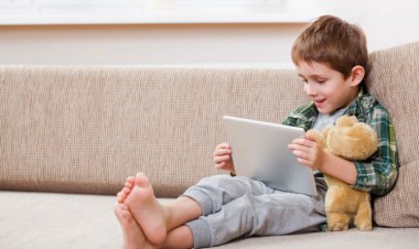 روزانه چند ساعت استفاده کودکان از اینترنت مناسب است؟