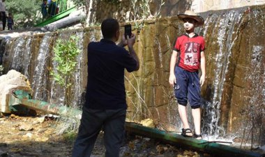 انتقاد مسافران از وضعیت آبشار یاسوج/ وضعیت آبشار بدتر شده است