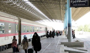    ۲ رام قطار برای جابجایی زائران دعای عرفه از شلمچه - اهواز اختصاص یافت