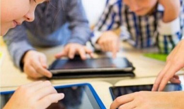 سخنگوی وزارت ارتباطات خبر داد؛ «لیست سفید» اینترنت امن کودکان نهایی شد