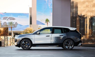 ببینید| تغییر رنگ خودرو با ذهن راننده!