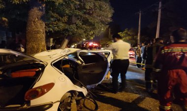 دو مصدوم در پی برخورد، خودروی سواری با درخت