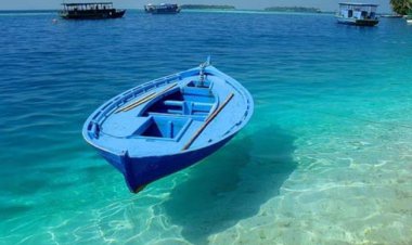 نجات ۹ گردشگر در کیش توسط دریابانان