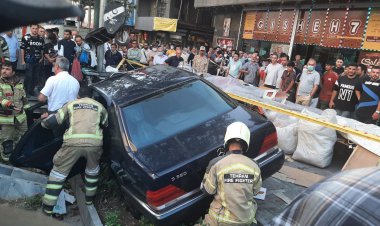 تصادف ماشین تشریفات وزارت خارجه/ دو نفر کشته شدند