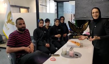 غائله درگیری خواهران منصوریان با آشتی ختم بخیر شد