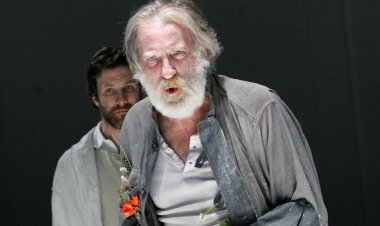 بازیگر فیلم تایتانیک درگذشت