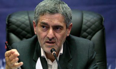 استاندار فارس: مدیران با تبصره‌های قانونی به دنبال مانع زدایی در تولید باشند