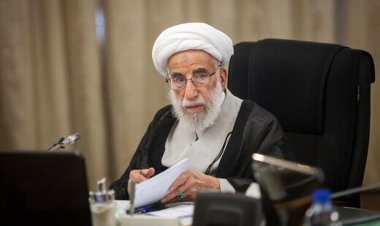 آیت‌الله جنتی به عنوان دبیر شورای نگهبان ابقا شد