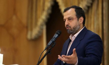 وزیر اقتصاد: تصمیمی درخصوص کالابرگ الکترونیکی اتخاذ نشده است