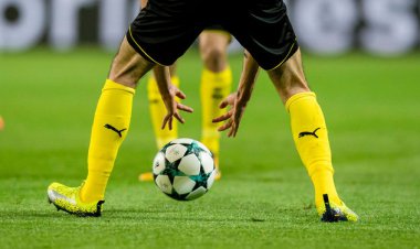 پیروزی نفت آبادان مقابل تیم‌ملی جوانان