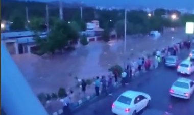 فیلم| ورودی شیراز-اصفهان به دلیل بارندگی مسدود شد