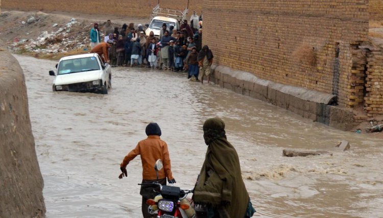 بارندگی‌های شدید در پاکستان ۳۰ قربانی گرفت    