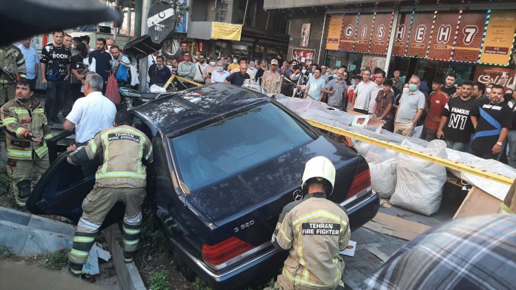 تصادف ماشین تشریفات وزارت خارجه/ دو نفر کشته شدند