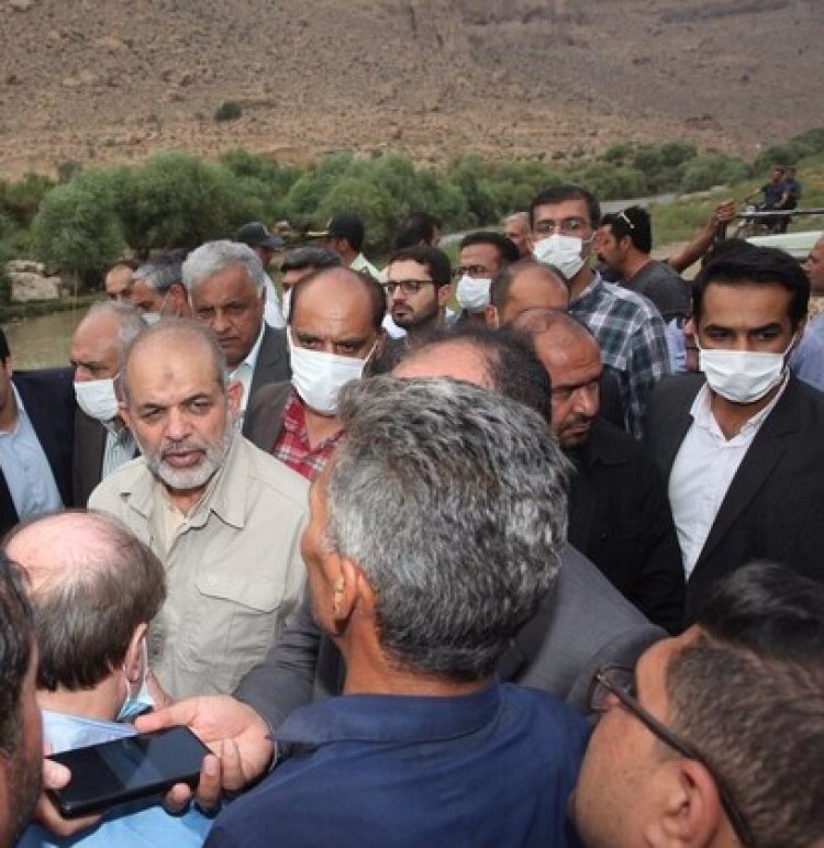 وزیر کشور: حقوق کامل خسارت دیدگان سیل فارس پرداخت شود