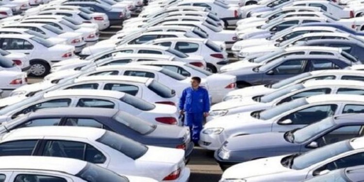 سقوط آزاد قیمت‌ها در بازار خودرو