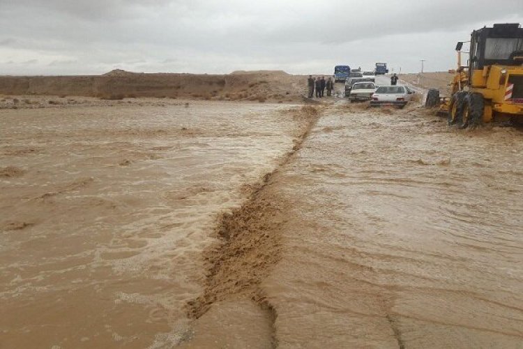 خطر ورود سیلاب از استان‌های همجوار به هرمزگان