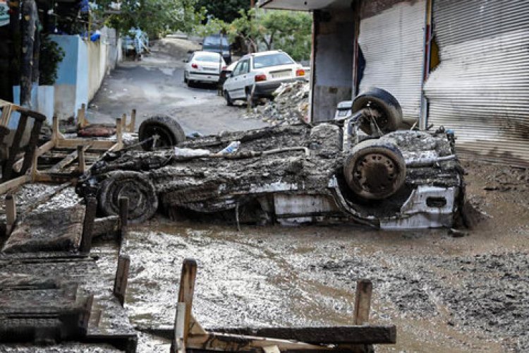 تصاویر عجیب از خودروهایی که در سیل نابود شدند