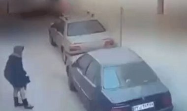 ببینید | سرقت حرفهای یک زن  در خونسردی کامل!