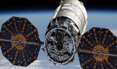 ربات جراح به فضا می رود