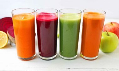 چه نوشیدنی‌هایی برای کاهش وزن مفید هستند؟