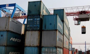 محتوای کانتینرهایی که ۱۳ سال در گمرک بودند، مشخص شد