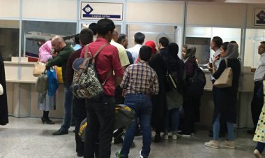 تأخیر۱۲ساعته پرواز تهران - نجف؛ مسافران کف سالن خوابیدند