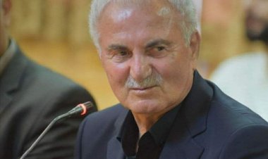 پدر، رئیس ابدی باشگاه ملوان شد