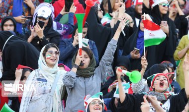 حضور تماشاگران خانم از هفته دوم در ورزشگاه‌ها؟