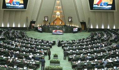 موافقت مجلس با نقل و انتقال حق بیمه بین صندوق‌های بازنشستگی
