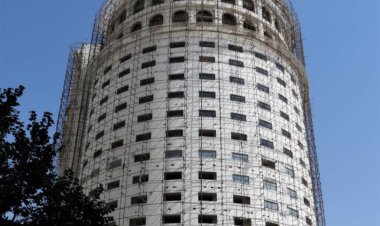 کمیته علمی درباره استحکام هتل آسمان شیراز تصمیم‌ می‌گیرد