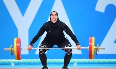 اولین طلای تاریخ وزنه‌برداری بانوان ایران