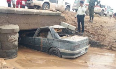 ببینید| شرایط فاجعه‌بار یک ماشین پس از بازگشت از سیل!