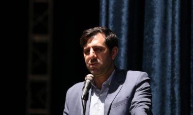 مدیرکل ارشاد فارس: کارت خبرنگاری احیا می‌شود