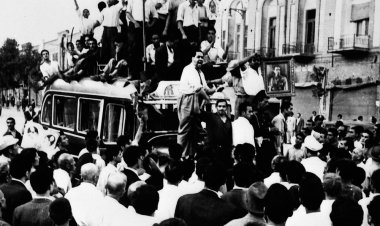 دولت مصدق چگونه سقوط کرد؟