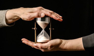 آیا زنان بیشتر از مردان عمر میکنند؟