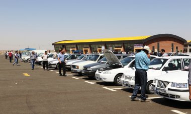 خانوارهای ایرانی دیگر توان خرید خودرو ندارند!