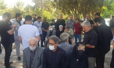 مراسم تشییع پیکر «منوچهر اسماعیلی» برگزار شد