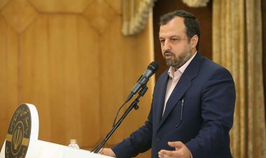 وزیر اقتصاد: مالیات کارمندان و کارگران کاهش می‌یابد  