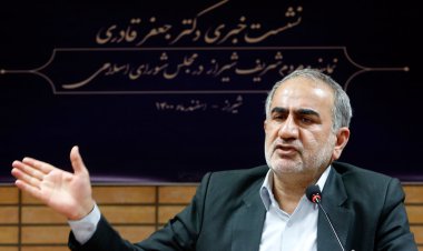 نماینده شیراز: دولت نمی‌تواند زیرساخت ارائه کالابرگ را آماده کند