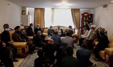 آیت‌الله دژکام: جریانی در شیراز هتک حرمت ارزش‌های دینی و ملی است