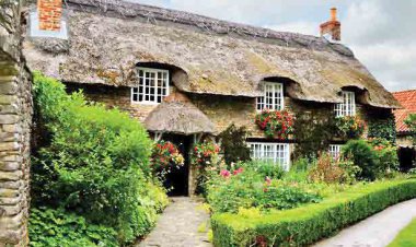 پز دادن با خانه همسایه