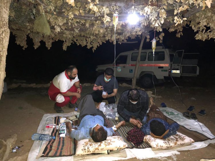 نجات جان خانواده ۵ نفره در مناطق صعب العبور اندیمشک