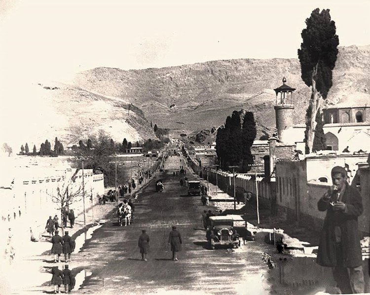 نگاهی به «حافظ» قدیمی‌ترین خیابان شیراز