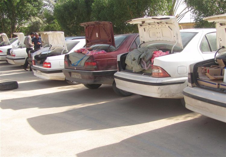 کشف2 میلیارد کالا قاچاق از خودروهای شوتی در بوشهر