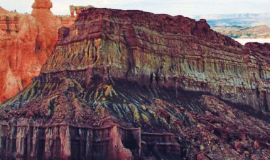 ژئوپارک قشم به عنوان نمونه موفق  جهانی معرفی شد    