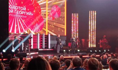 جایزه بهترین فیلم جشنواره مسکو در دست کارگردان «بدون قرار قبلی»