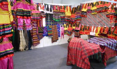 نمایشگاه «فرهنگ ایران زمین» در کیش افتتاح شد