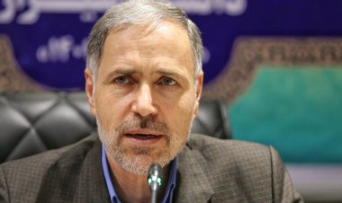 چهار ضلع «ادبیات» آموزشی خواهد ماند